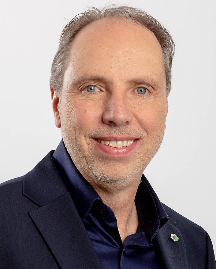 Foermer-Portrait.jpg